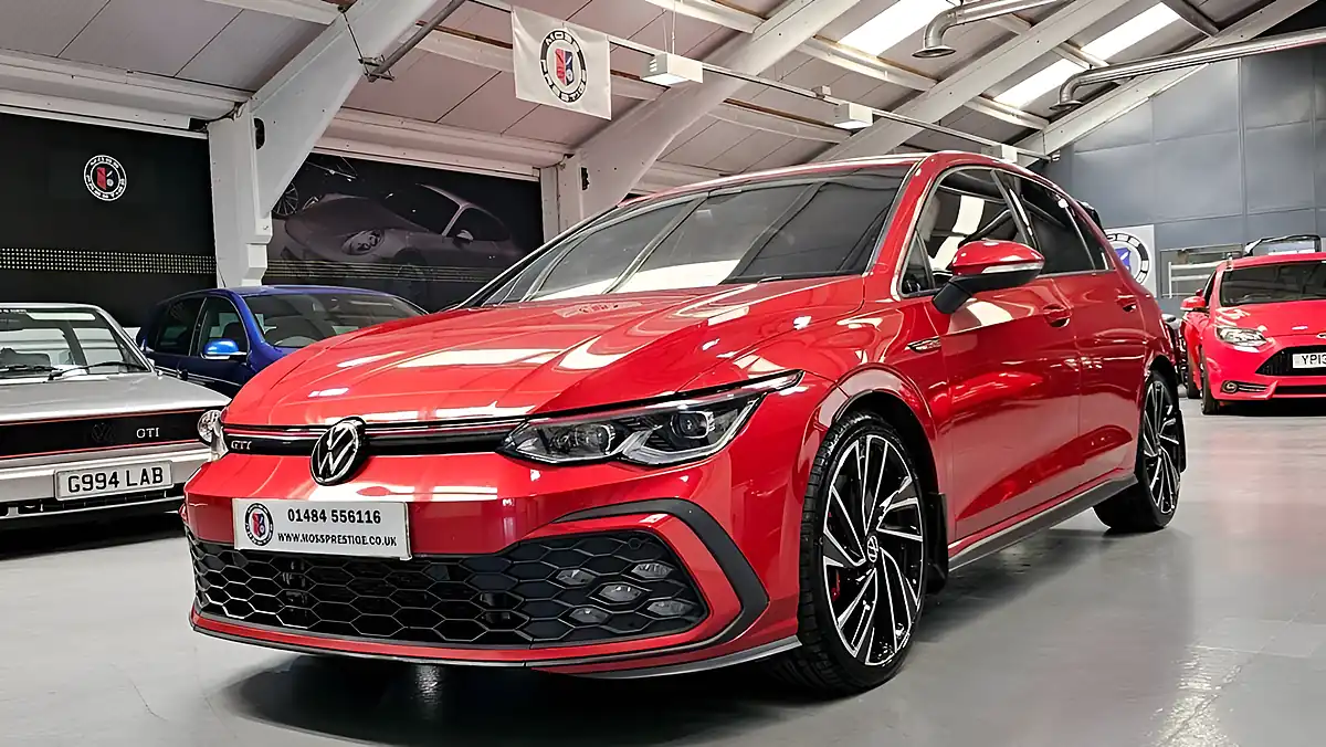 Used 2021 Volkswagen Golf GTI Kings Red - Interior and Exterior details 13