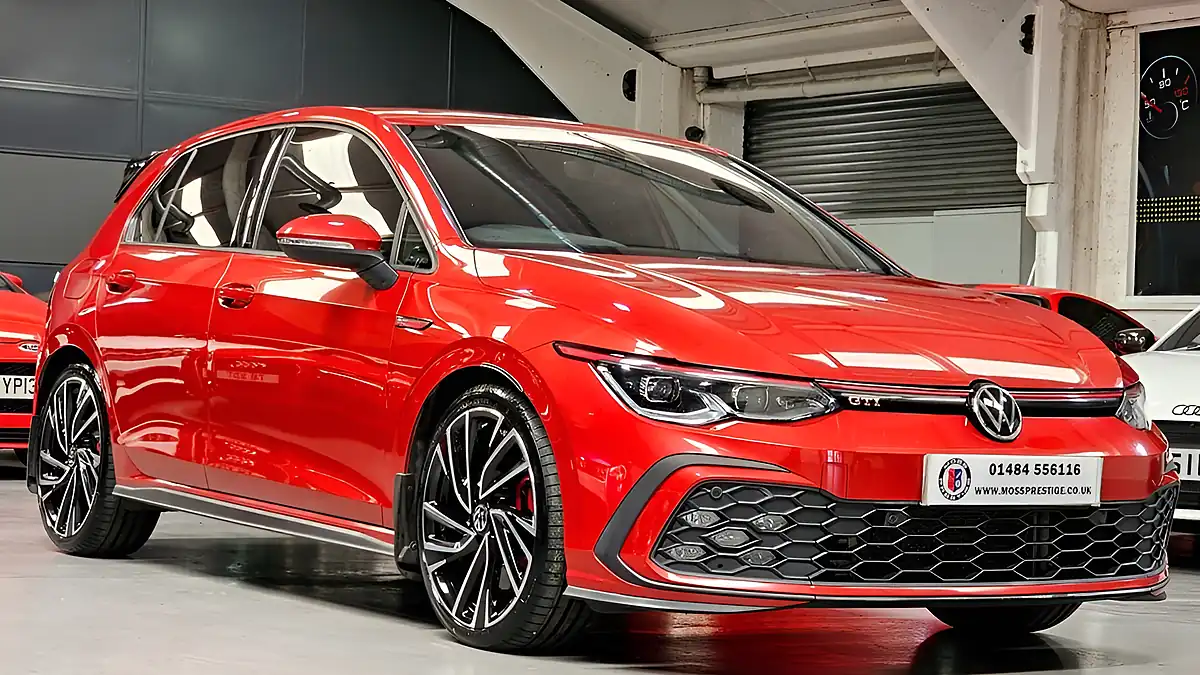 Used 2021 Volkswagen Golf GTI Kings Red - Interior and Exterior details 17