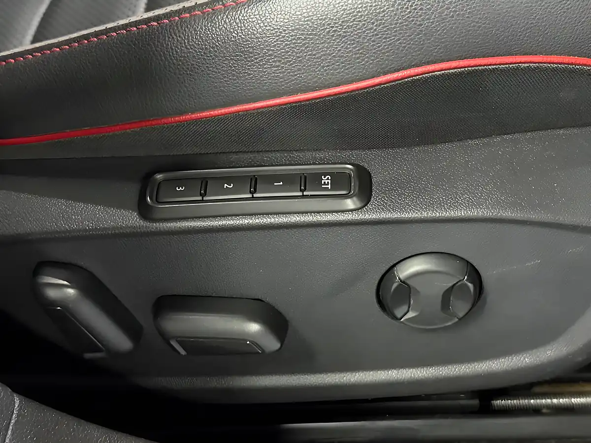 Used 2021 Volkswagen Golf GTI Moonstone Grey - Interior and Exterior details 14