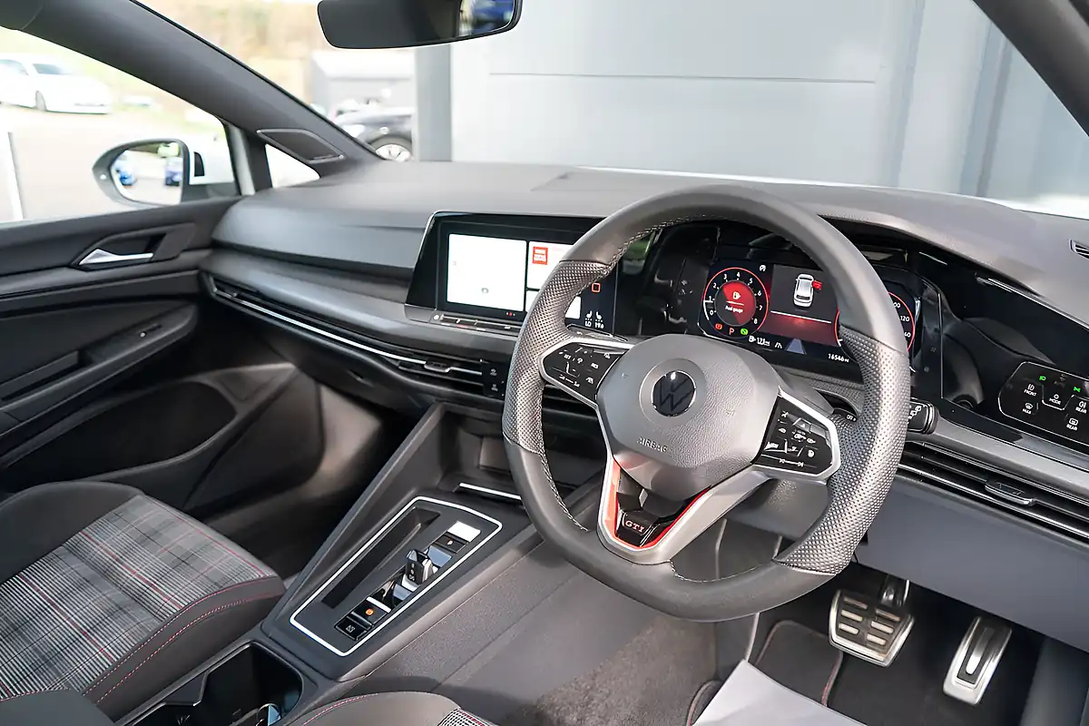 Used 2021 Volkswagen Golf GTI Pure White - Interior and Exterior details 13