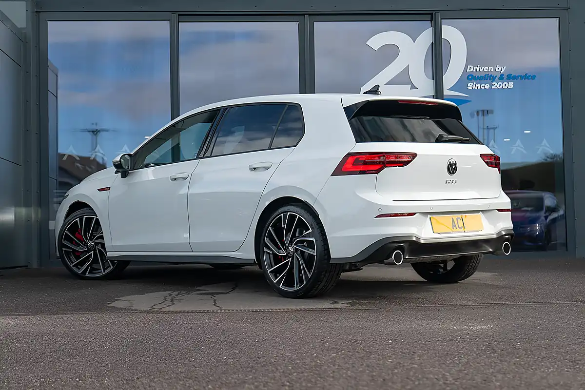 Used 2021 Volkswagen Golf GTI Pure White - Interior and Exterior details 2
