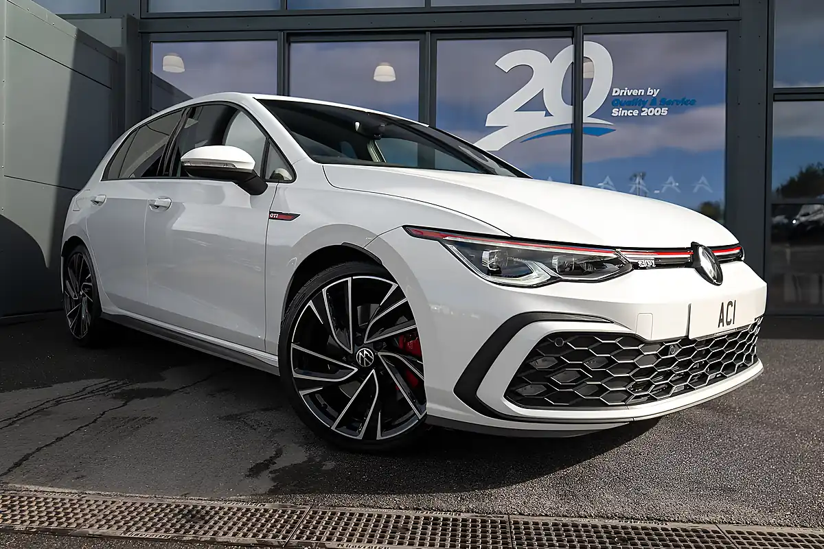 Used 2021 Volkswagen Golf GTI Pure White - Interior and Exterior details 8