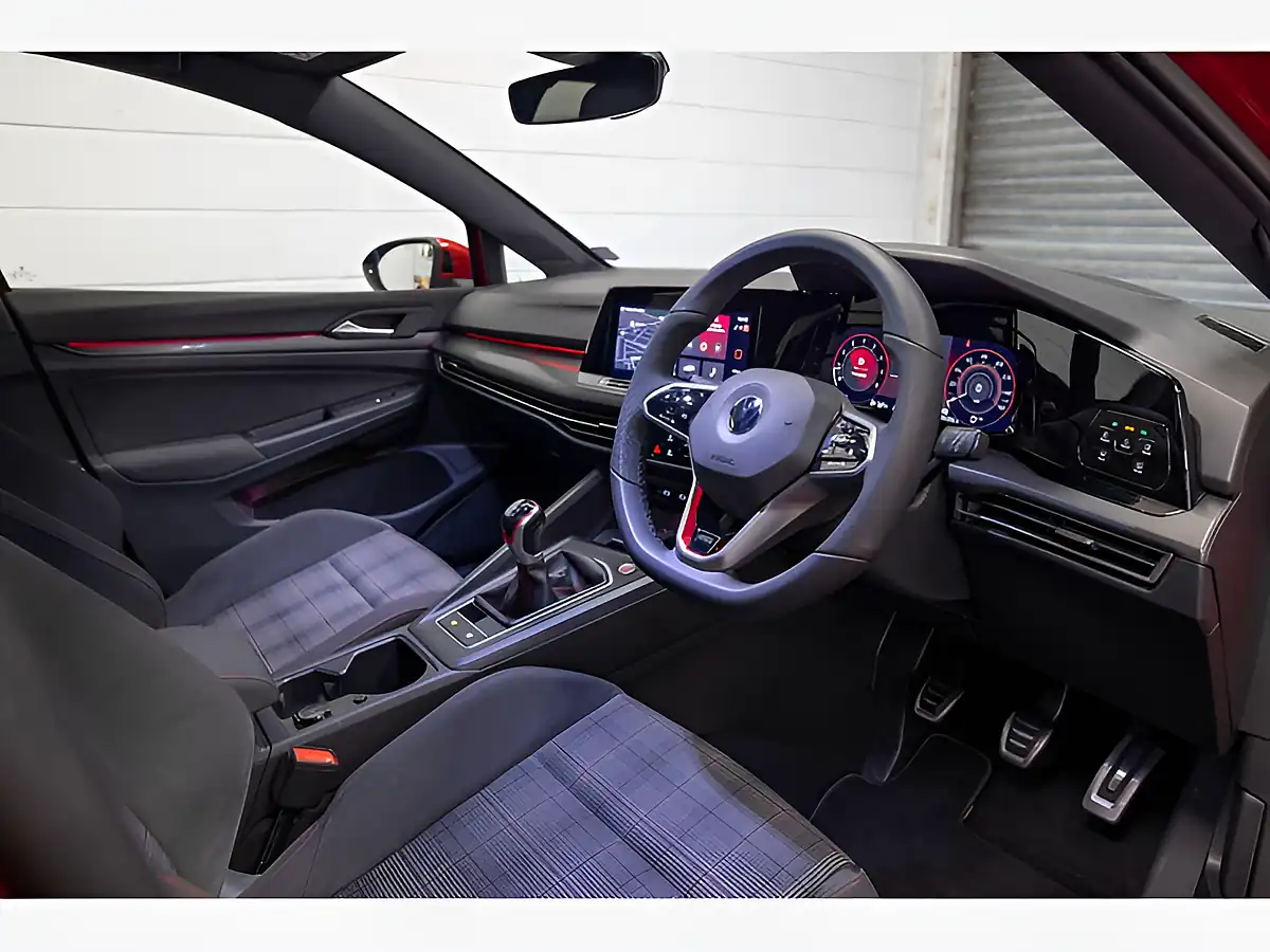 Used 2021 Volkswagen Golf GTI Red - Interior and Exterior details 11