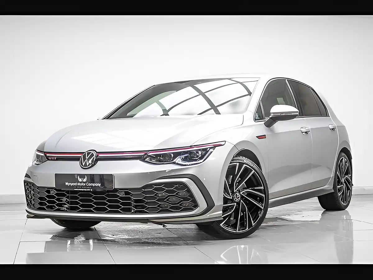 Used 2021 Volkswagen Golf GTI Silver - Front View
