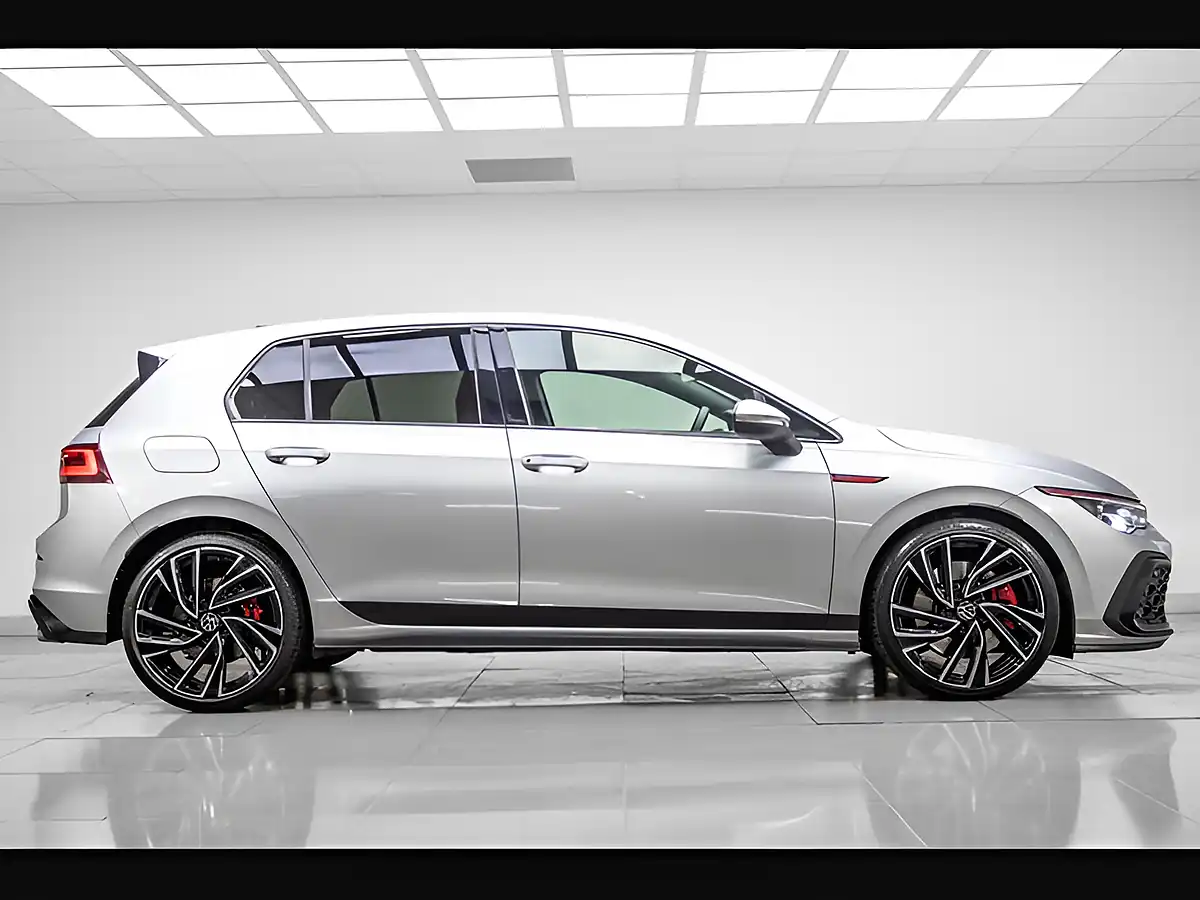 Used 2021 Volkswagen Golf GTI Silver - Interior and Exterior details 7