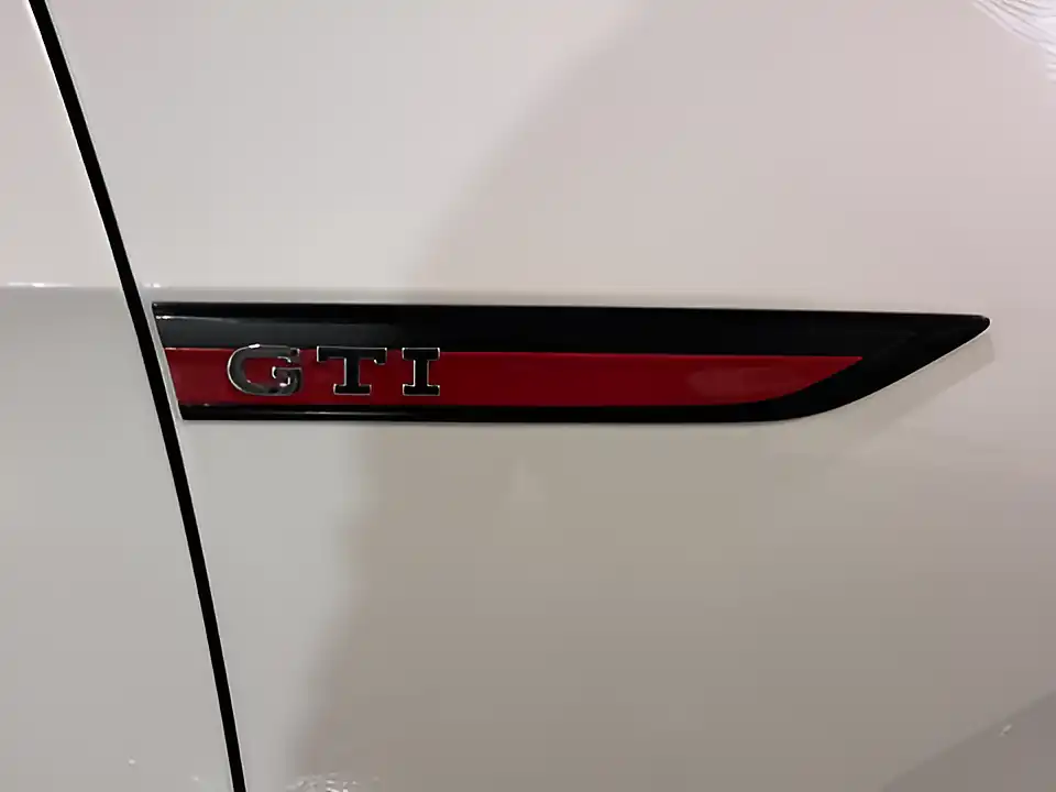 Used 2021 Volkswagen Golf GTI White - Interior and Exterior details 17