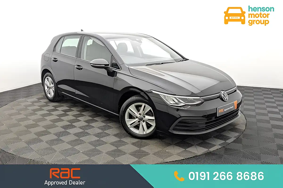 Used 2021 Volkswagen Golf Life Black - Front View
