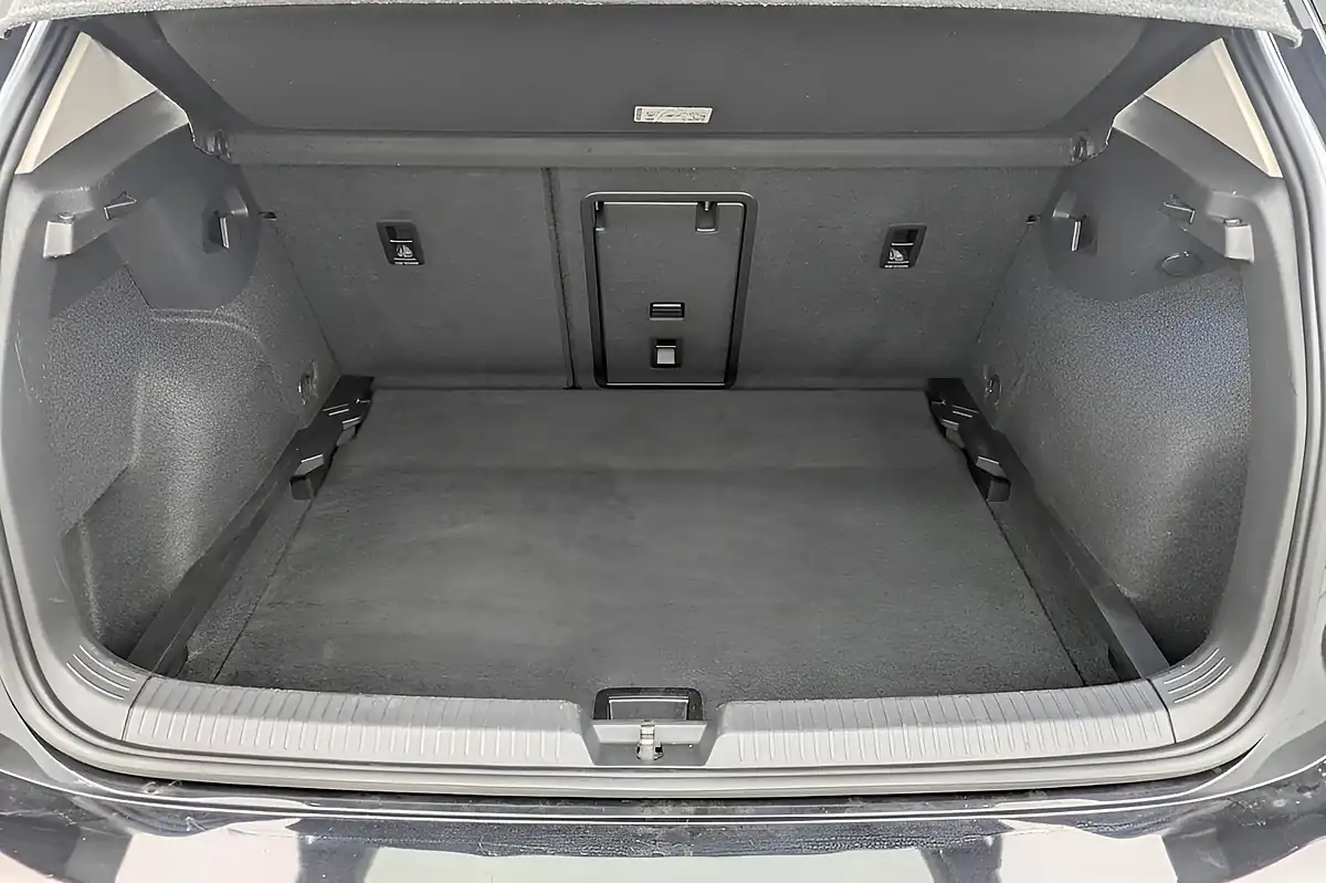 Used 2021 Volkswagen Golf Life Black - Interior and Exterior details 11