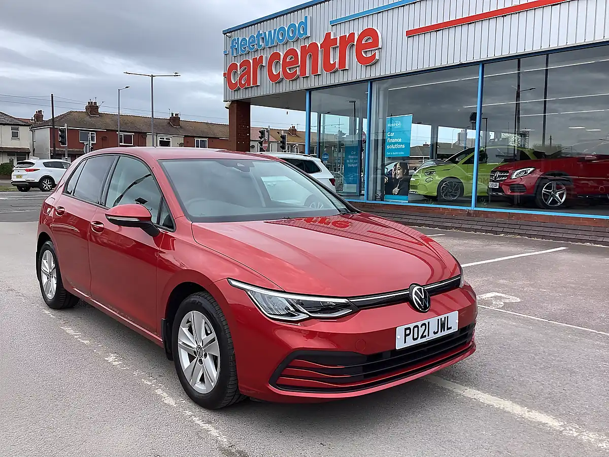 Used 2021 Volkswagen Golf Life Red - Front View