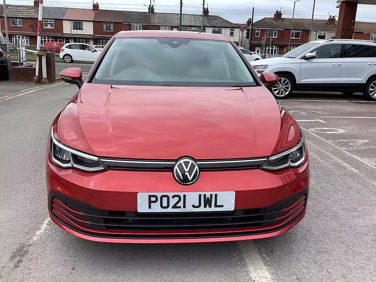 Used 2021 Volkswagen Golf Life Red - Interior and Exterior details 12
