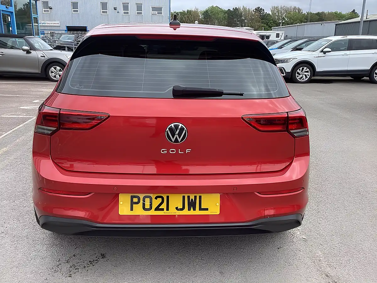 Used 2021 Volkswagen Golf Life Red - Interior and Exterior details 13