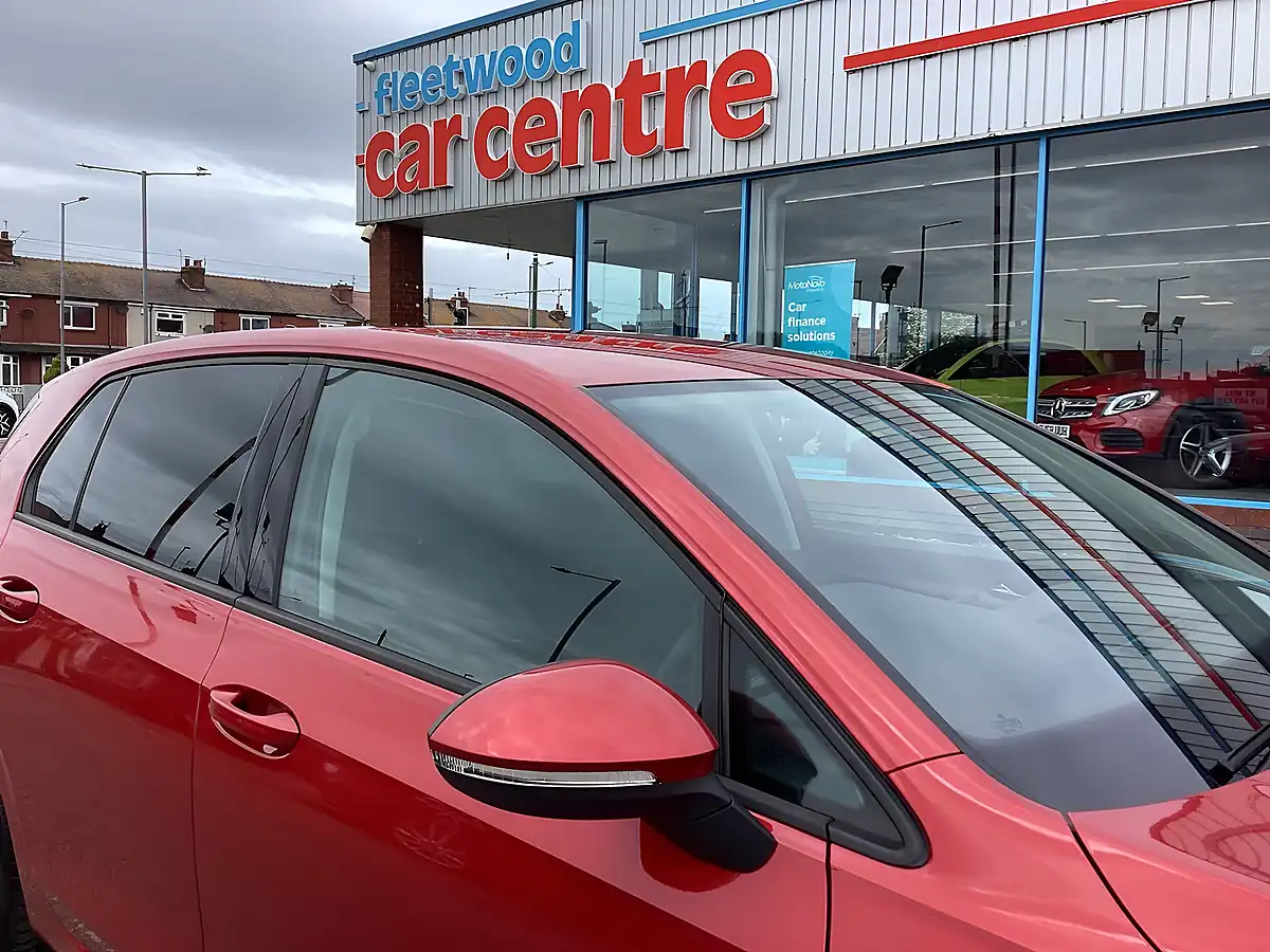 Used 2021 Volkswagen Golf Life Red - Interior and Exterior details 18