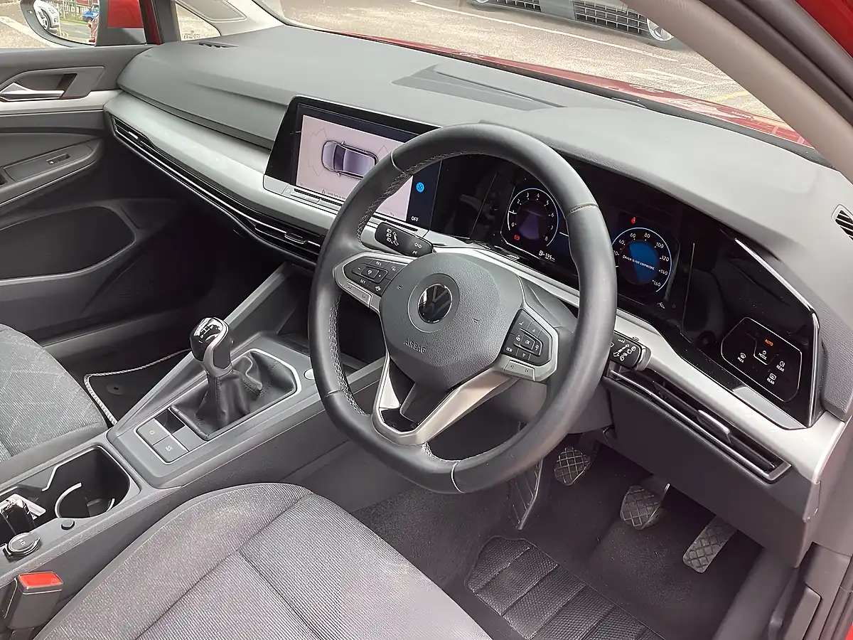 Used 2021 Volkswagen Golf Life Red - Interior and Exterior details 7