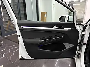 Used 2021 Volkswagen Golf Life White - Interior and Exterior details 12