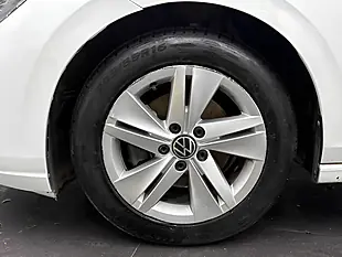 Used 2021 Volkswagen Golf Life White - Interior and Exterior details 13
