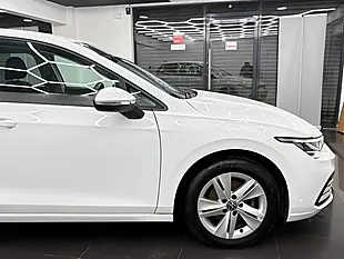 Used 2021 Volkswagen Golf Life White - Interior and Exterior details 5