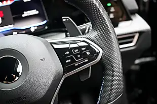 Used 2021 Volkswagen Golf R Black - Interior and Exterior details 17