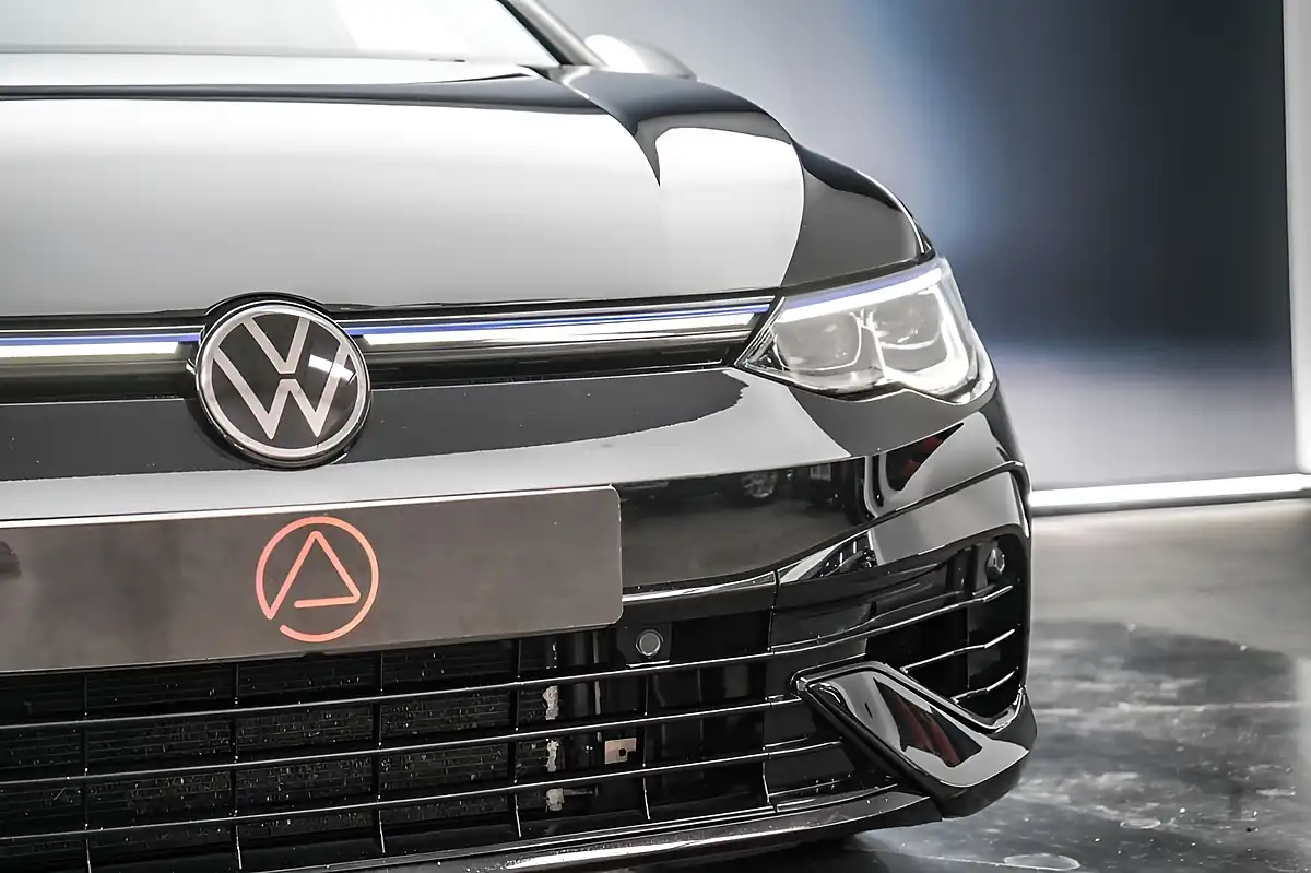 Used 2021 Volkswagen Golf R Black - Interior and Exterior details 4