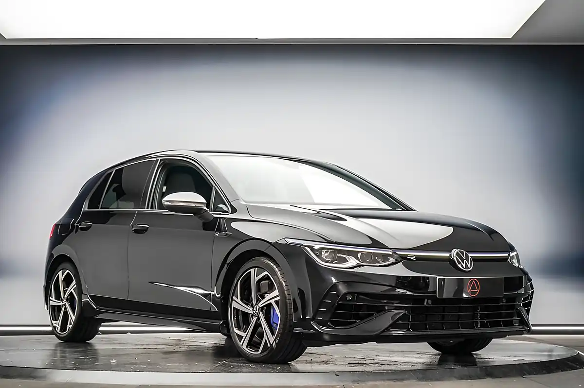 Used 2021 Volkswagen Golf R Black - Interior and Exterior details 5