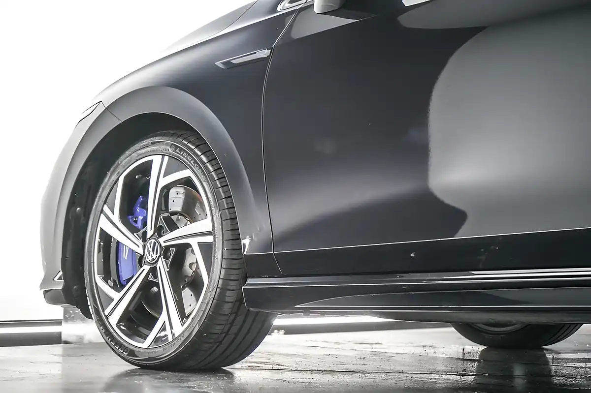 Used 2021 Volkswagen Golf R Black - Interior and Exterior details 6