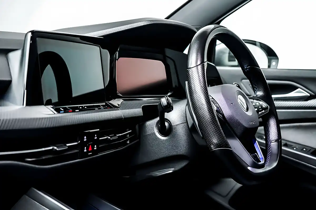 Used 2021 Volkswagen Golf R Black - Interior and Exterior details 16