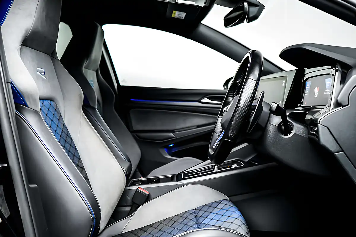 Used 2021 Volkswagen Golf R Black - Interior and Exterior details 6