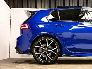 Used 2021 Volkswagen Golf R Blue - Interior and Exterior details 14
