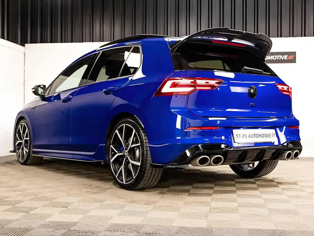 Used 2021 Volkswagen Golf R Blue - Interior and Exterior details 3