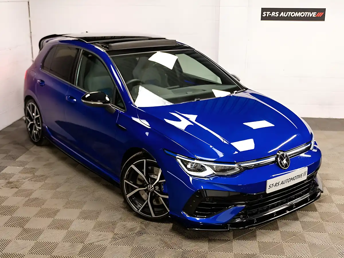 Used 2021 Volkswagen Golf R Blue - Interior and Exterior details 5