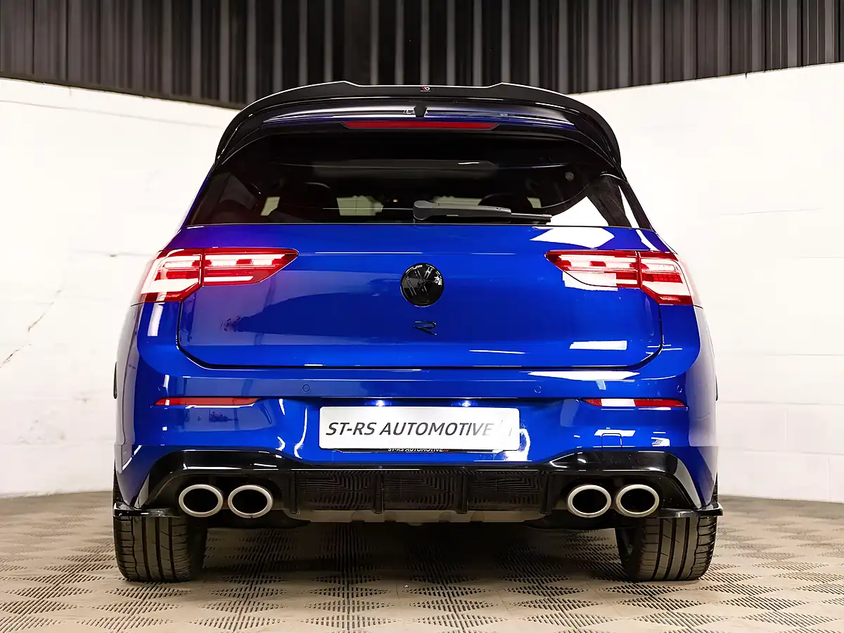 Used 2021 Volkswagen Golf R Blue - Interior and Exterior details 9