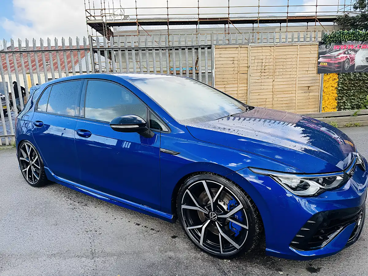 Used 2021 Volkswagen Golf R Blue - Interior and Exterior details 2