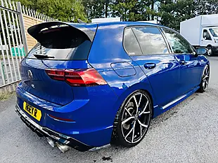 Used 2021 Volkswagen Golf R Blue - Interior and Exterior details 8