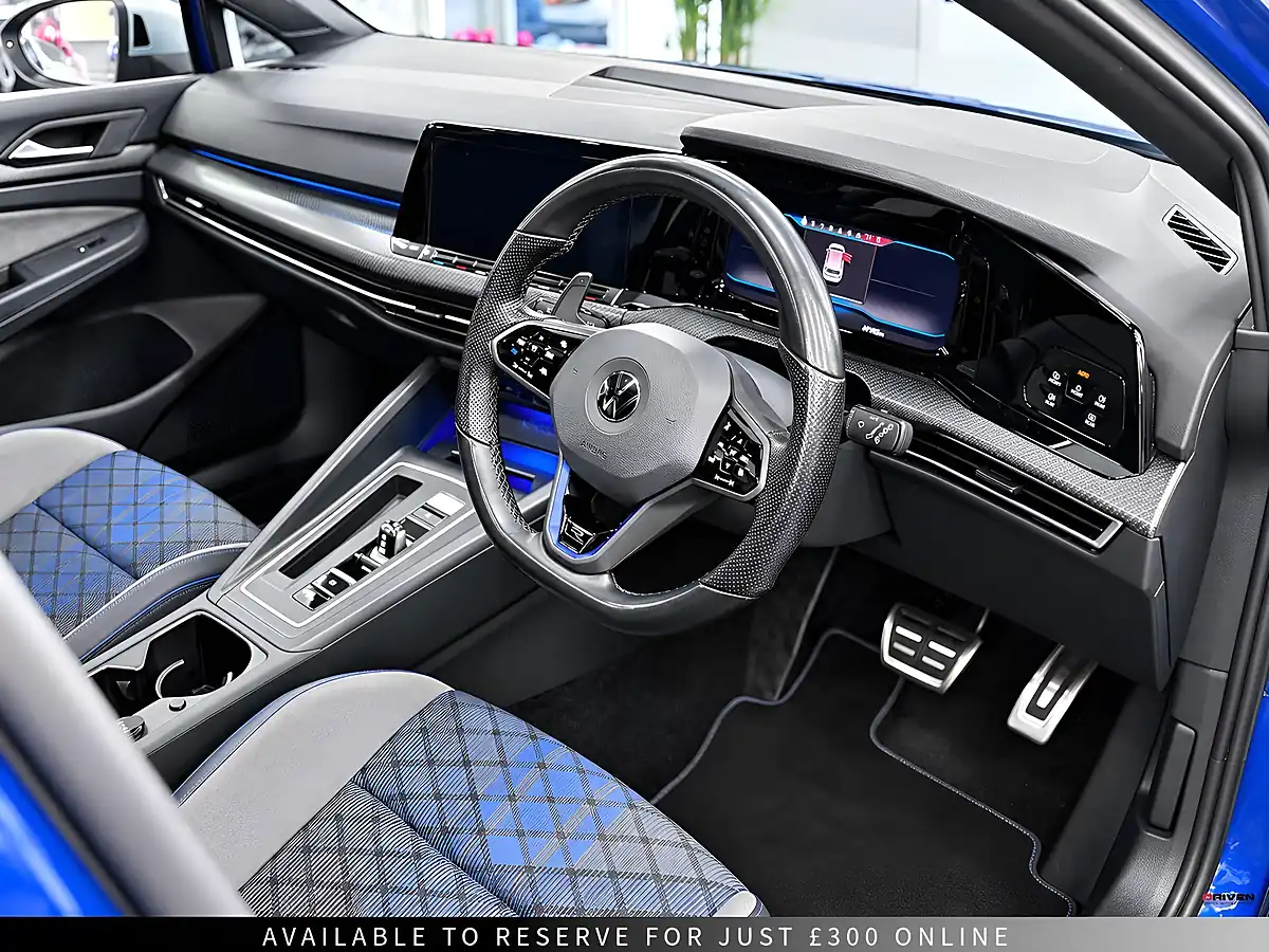 Used 2021 Volkswagen Golf R Blue - Interior and Exterior details 19
