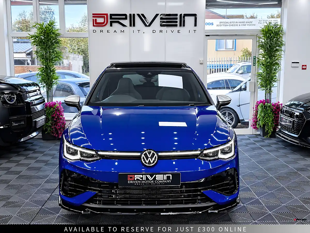 Used 2021 Volkswagen Golf R Blue - Interior and Exterior details 3