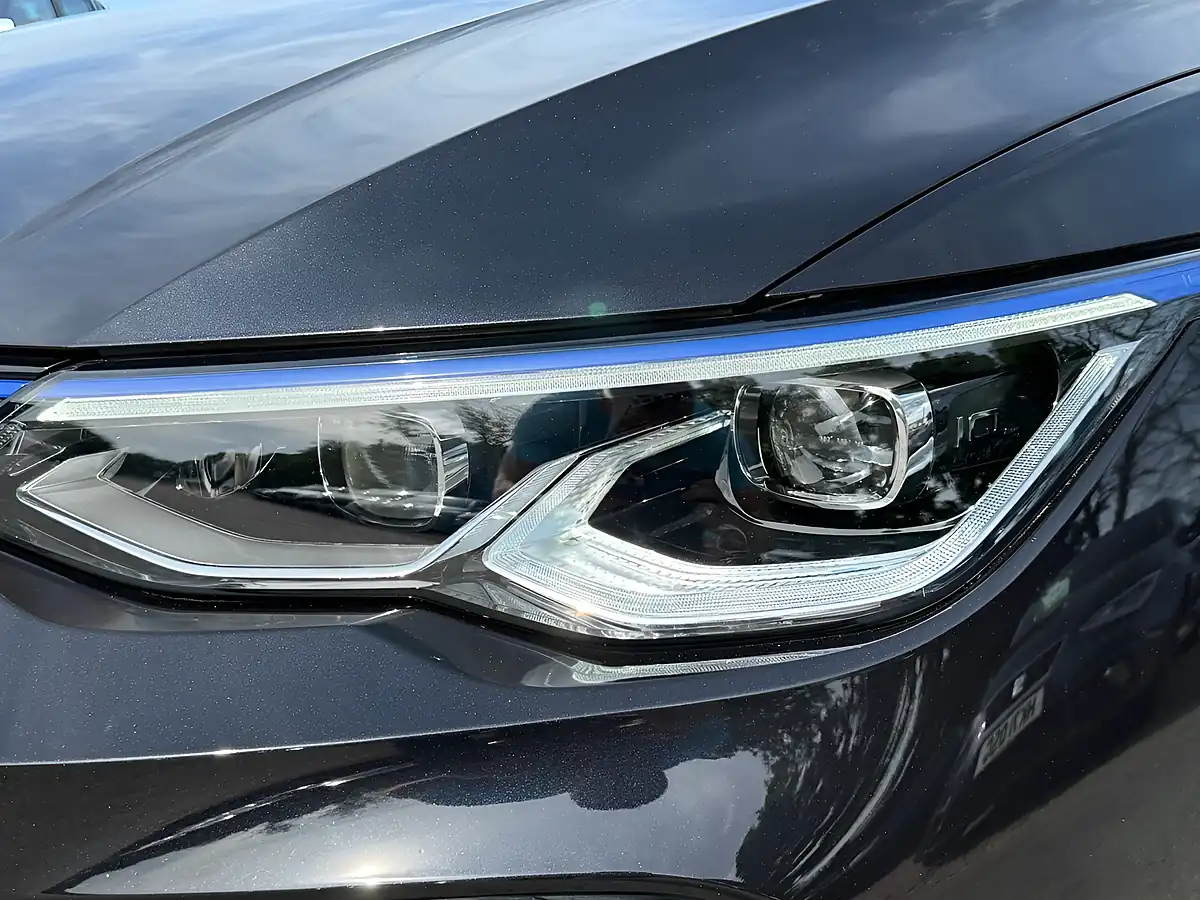 Used 2021 Volkswagen Golf R Deep Black - Interior and Exterior details 13