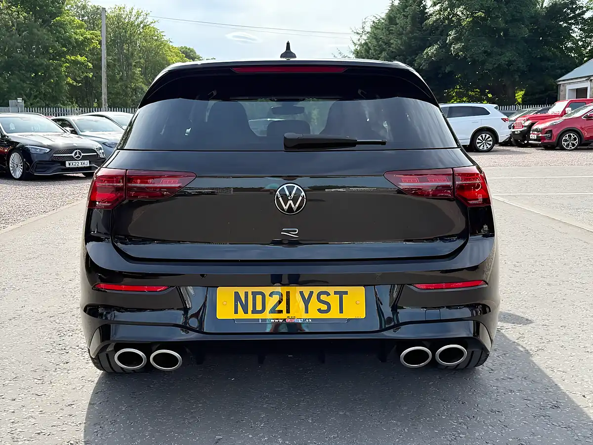Used 2021 Volkswagen Golf R Deep Black - Interior and Exterior details 6