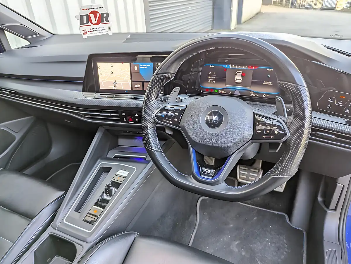 Used 2021 Volkswagen Golf R Lapiz Blue - Interior and Exterior details 11