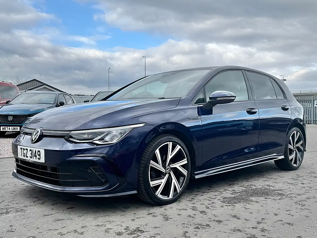 Used 2021 Volkswagen Golf R-Line Atlantic Blue - Interior and Exterior details 3