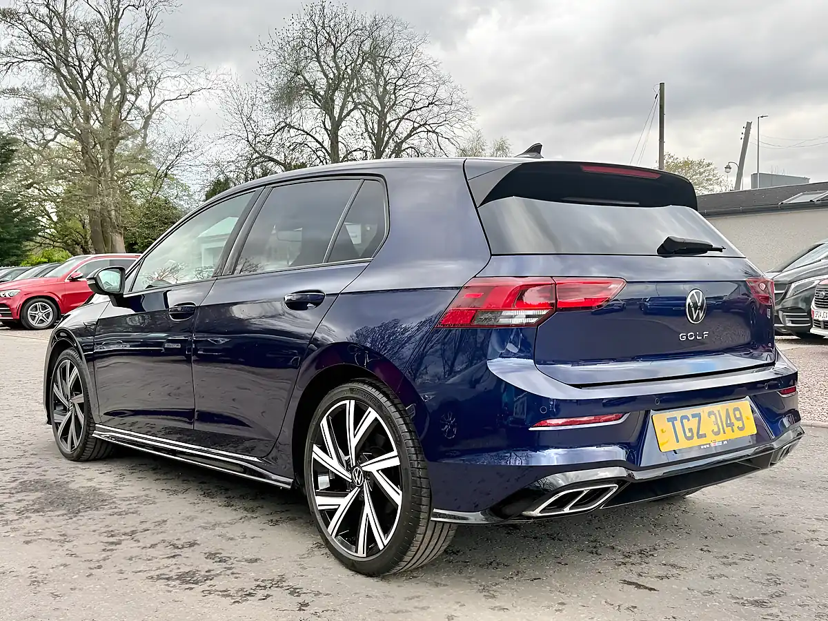 Used 2021 Volkswagen Golf R-Line Atlantic Blue - Interior and Exterior details 7