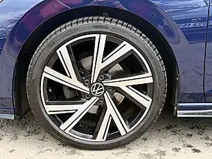 Used 2021 Volkswagen Golf R-Line Atlantic Blue - Interior and Exterior details 8