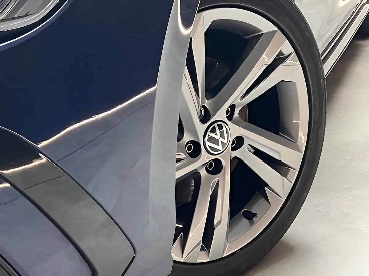 Used 2021 Volkswagen Golf R-Line Atlantic Blue - Interior and Exterior details 13