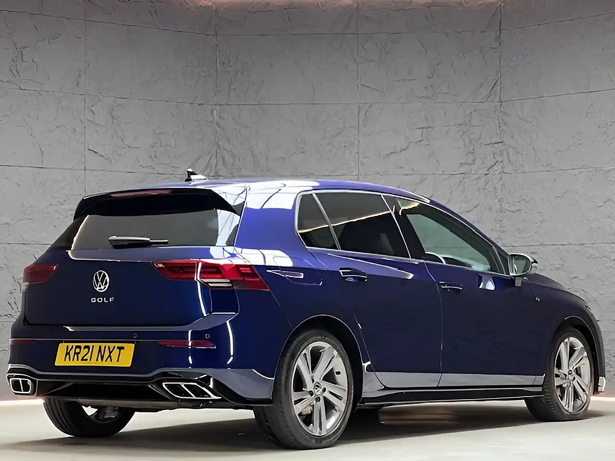 Used 2021 Volkswagen Golf R-Line Atlantic Blue - Interior and Exterior details 19