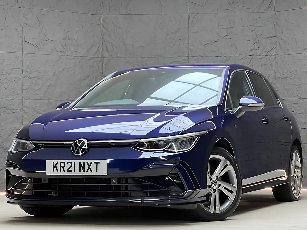 Used 2021 Volkswagen Golf R-Line Atlantic Blue - Interior and Exterior details 5