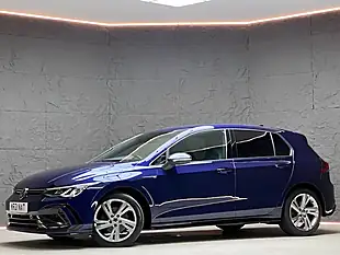 Used 2021 Volkswagen Golf R-Line Atlantic Blue - Interior and Exterior details 9