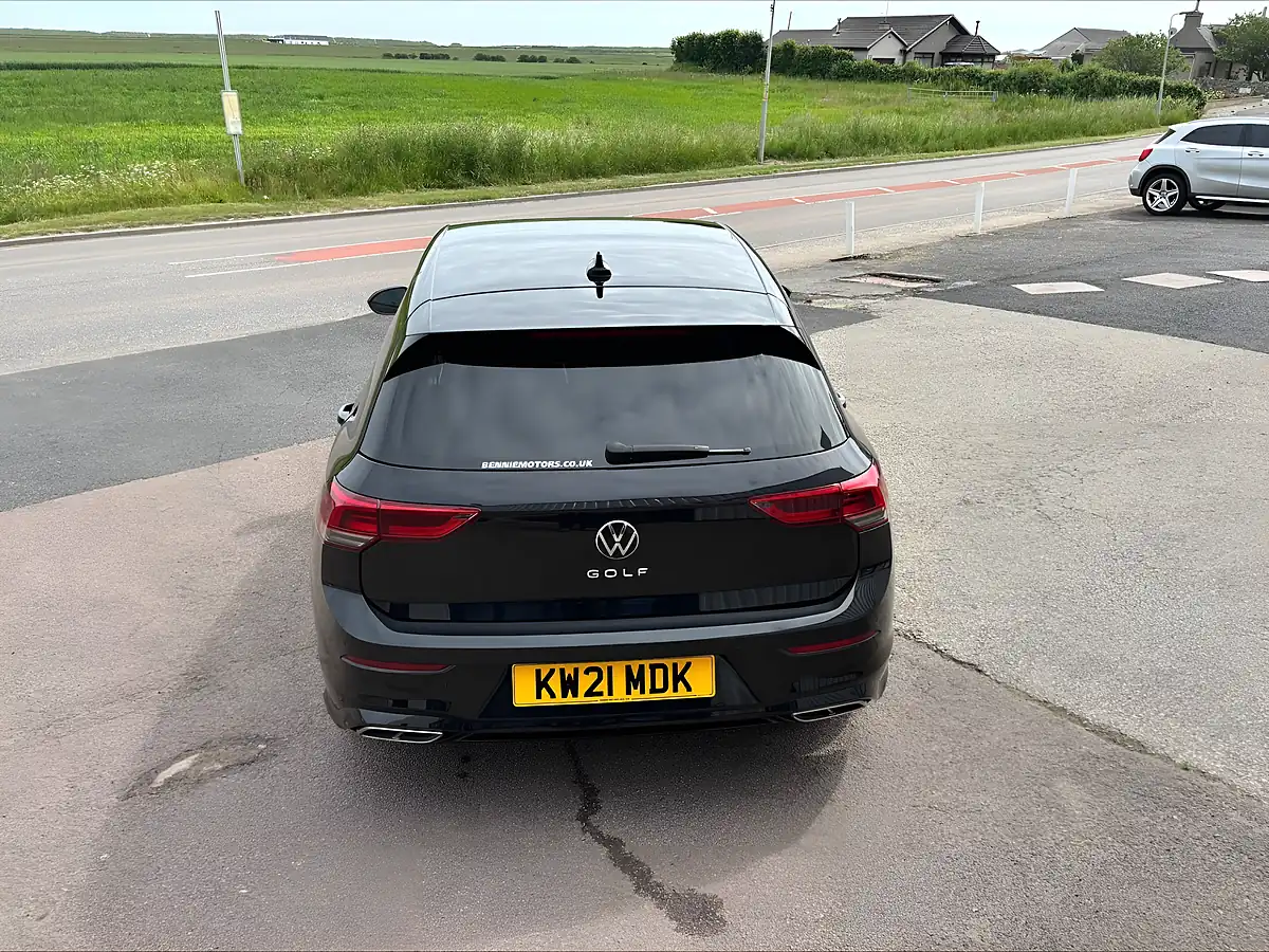 Used 2021 Volkswagen Golf R-Line Black - Interior and Exterior details 10