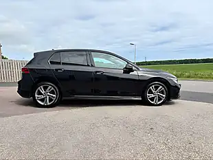 Used 2021 Volkswagen Golf R-Line Black - Interior and Exterior details 11
