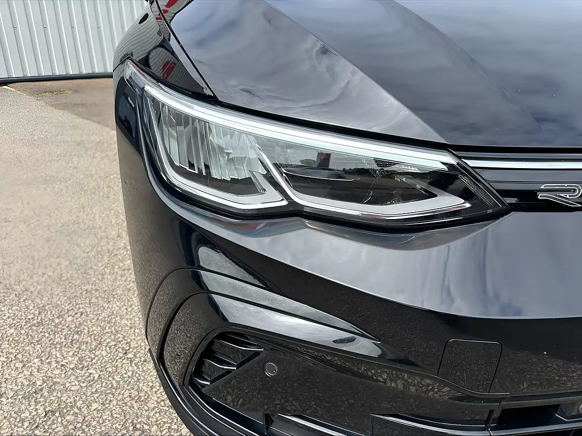 Used 2021 Volkswagen Golf R-Line Black - Interior and Exterior details 8