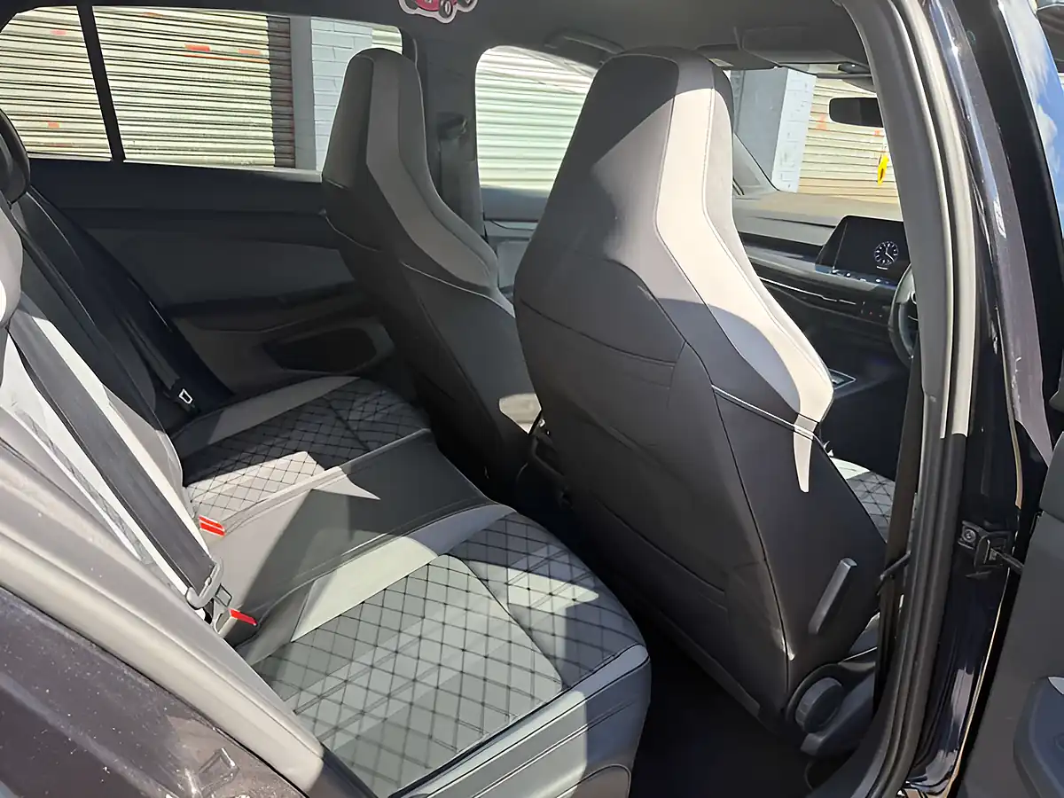 Used 2021 Volkswagen Golf R-Line Black - Interior and Exterior details 18