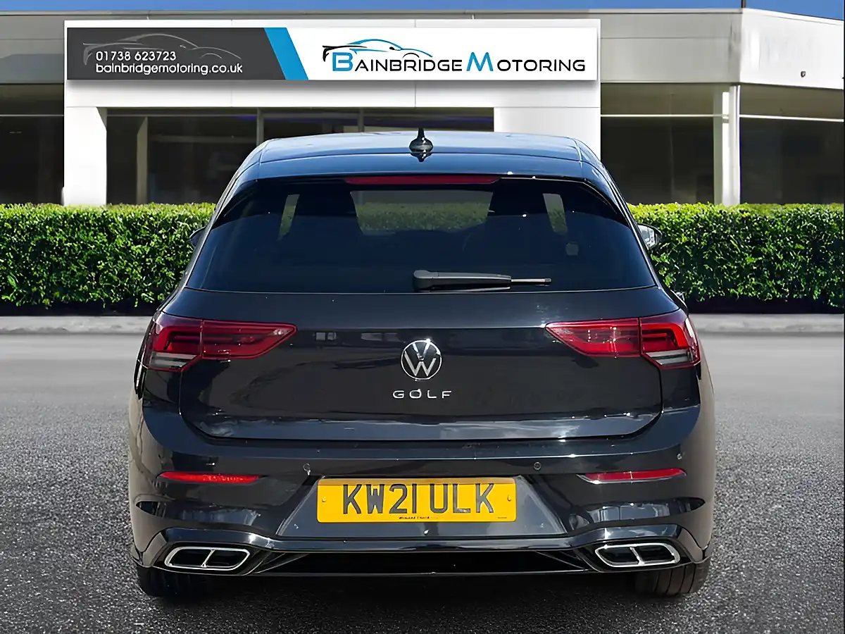 Used 2021 Volkswagen Golf R-Line Black - Interior and Exterior details 4