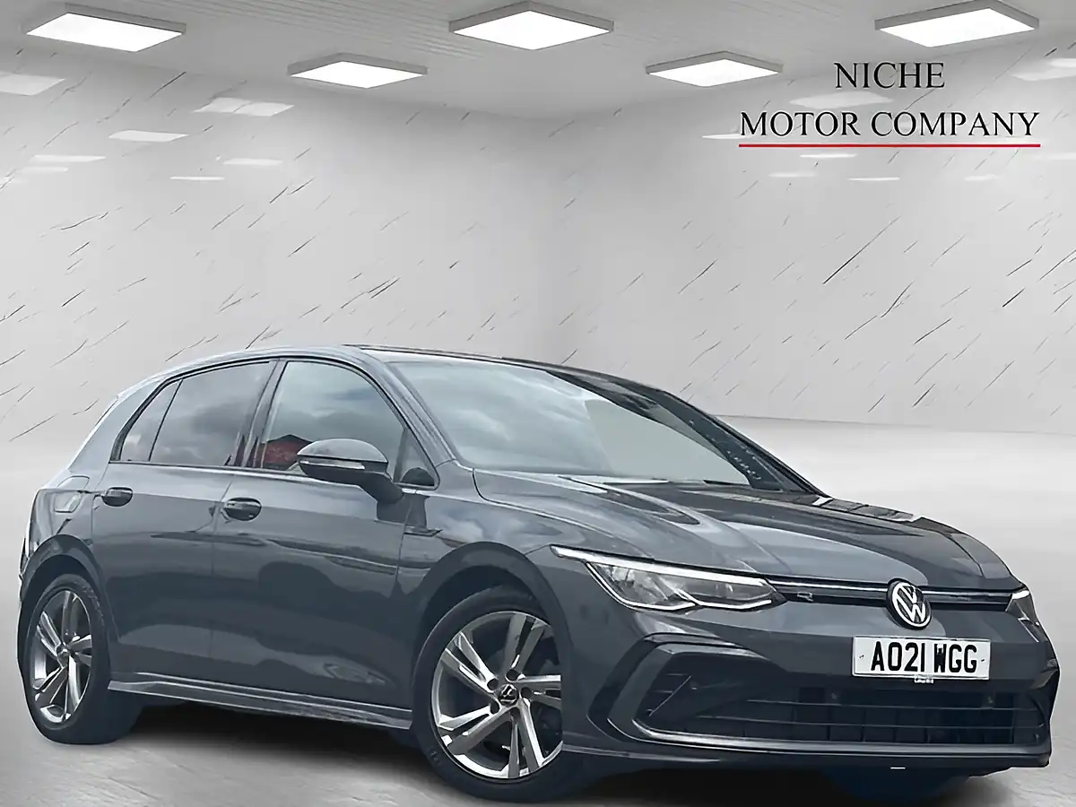 Used 2021 Volkswagen Golf R-Line Grey - Front View